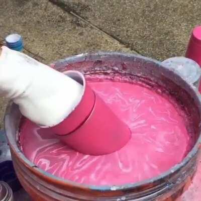 Nice way to paint a vase ( tiktok colescolor)