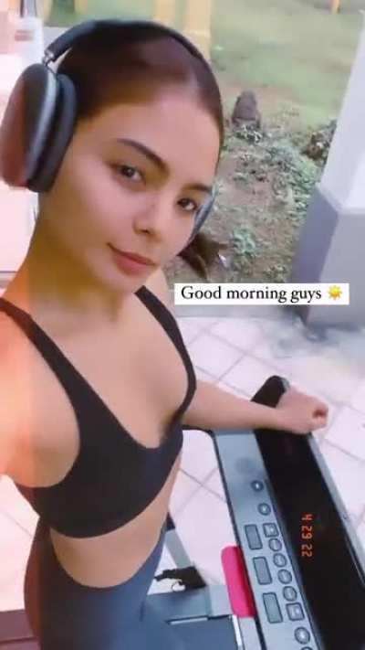 Lovi Poe
