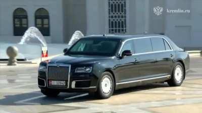 Putin’s on the way to the UAE Presidential Palace, Russian flags are hung on the streets on the way to the Qasr Al-Watan Palace.