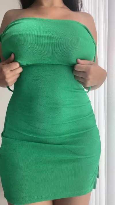 The dress I would use on our first date, do you approve it?