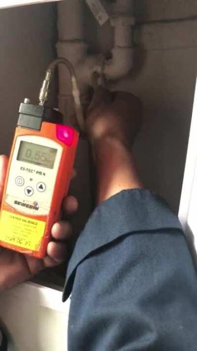 Hagytak egy kis ajándékot a kivitelezők!