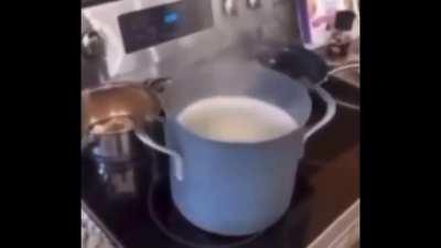 Which one of you casted spontaneous rotation on my pot?