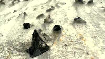 [OC] Lifting off from an alien landscape can mess with your perspective.