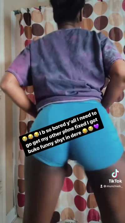 MunchieBAZ - Video #9233