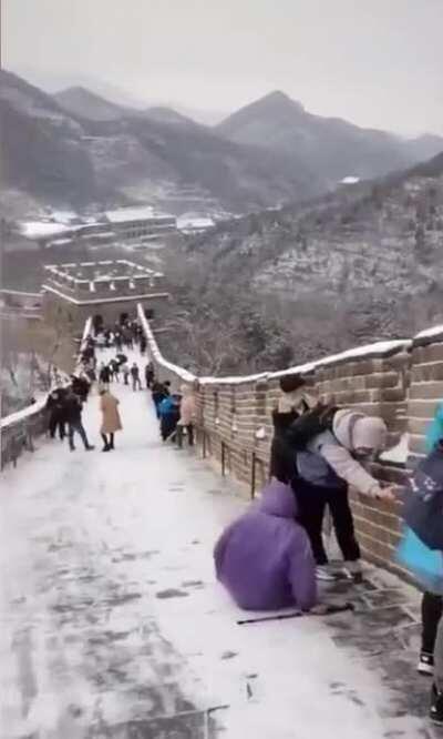 WCGW visiting the Great Wall during the winter