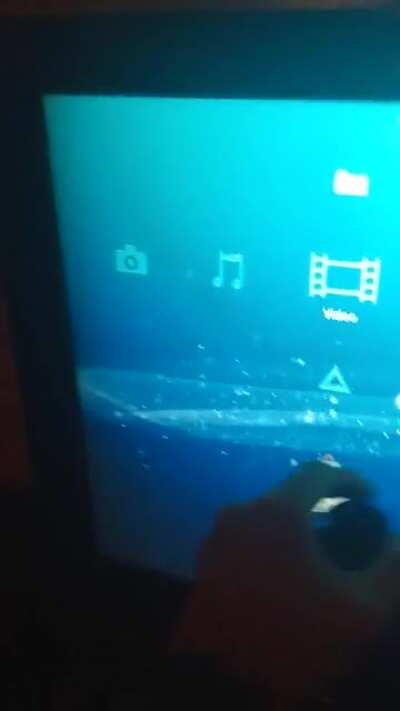 The particles move according to the movement of the controler?!