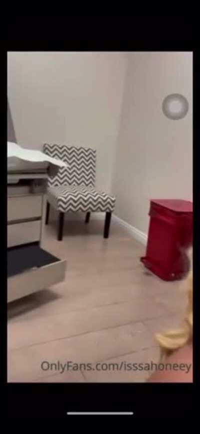 F@TB0¥$$€ getting head. 🔥