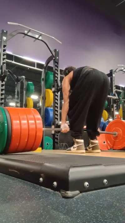 515 deadlift at 180 bw