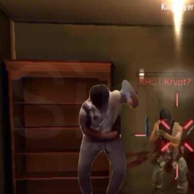 Solo Queueing be like: