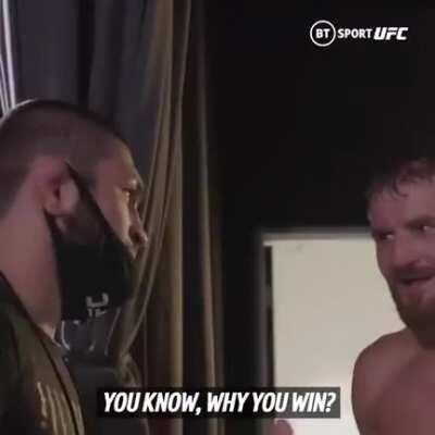 Jan met Khabib at backstage after his fight against Adesanya