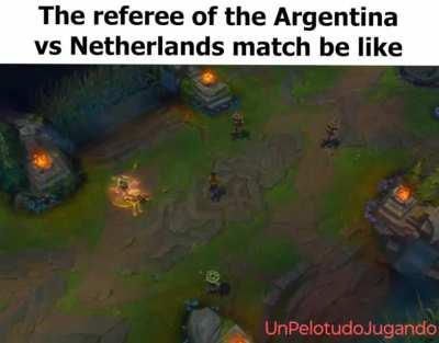 The referee of the Argentina vs Netherlands match be like