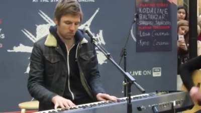 Kodaline - All I Want (Intimate LIVE performance at St. Pancras Station)