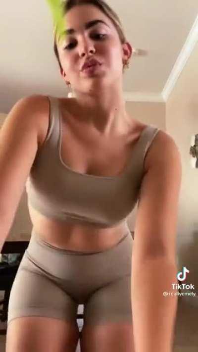 ReallyEmelyNSFW - Video #2558