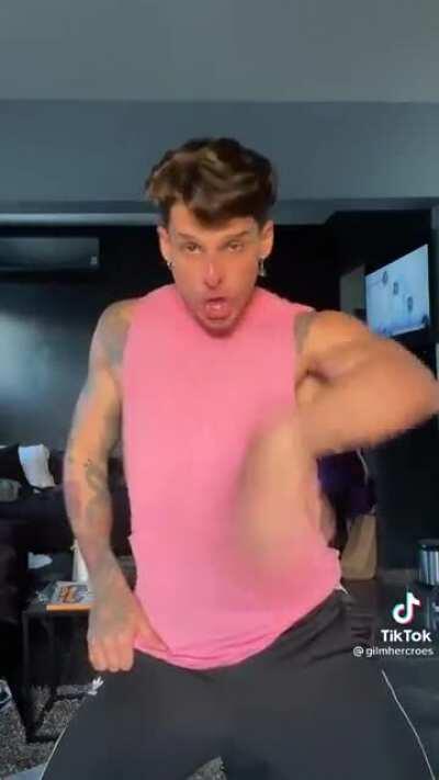 I've never seen anyone quite so deckable.