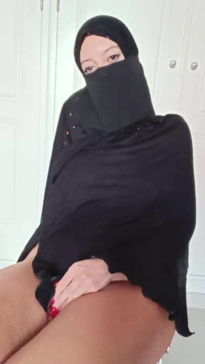 I wonder how many of you can still lust over me while I'm fully covered