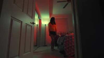 Brialynn Massie Repeatedly Hits a Man in the Balls With a Baseball Bat While Emily Dahm and Jennifer Clarke Hold His Legs Spread in Serena Waits (2018)