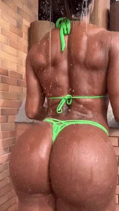 GRACYANNE BARBOSA 💚💚💚 SENSATIONAL BUM BUM 👅👅🍆🍆
