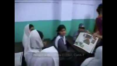 Least bomb loving Pakistani