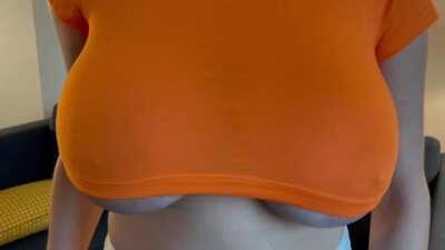 Tits vs. Shirt ... who won?