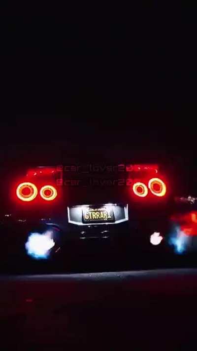 Whats up, just made this small r35 edit. Enjoy 😉
