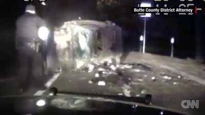 Cop shoots suspect escaping crashed car