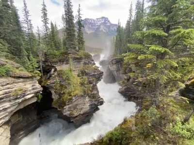🔥 Athabasca Falls, Jasper National Park, Alberta, Canada