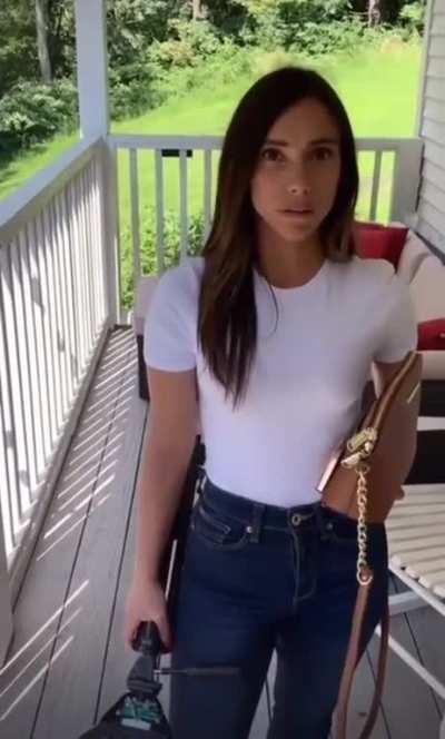 Random Attack to a innocent Girl 