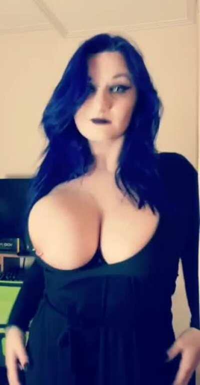 I was told to post this here before someone elts did i hope yall like it 😘