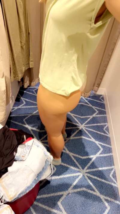 Aussie blonde girl in the room