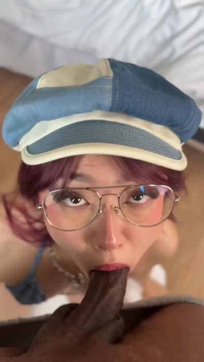 Who’s winning this staring contest