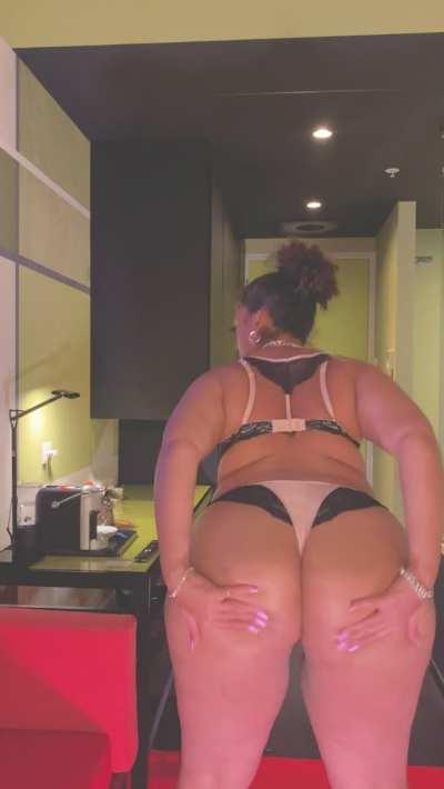 You like the way I spread it