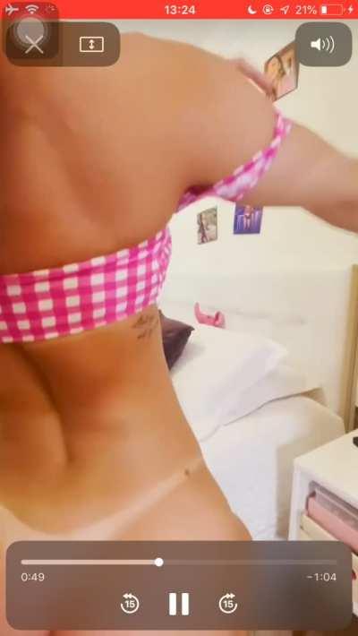 Pasta da Aricia Silva com o Only.Fans completo e atualizado dela! Mais de 290 itens, apenas R$5 no PIX! vídeo da pasta abaixo: