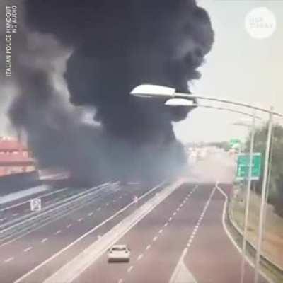 The driver got distracted for an apperant reason and this disaster happened.