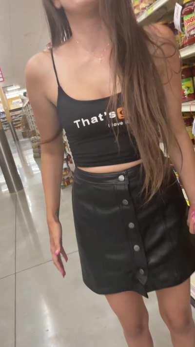 Hope you don’t mind your red bull being creamy [GIF]