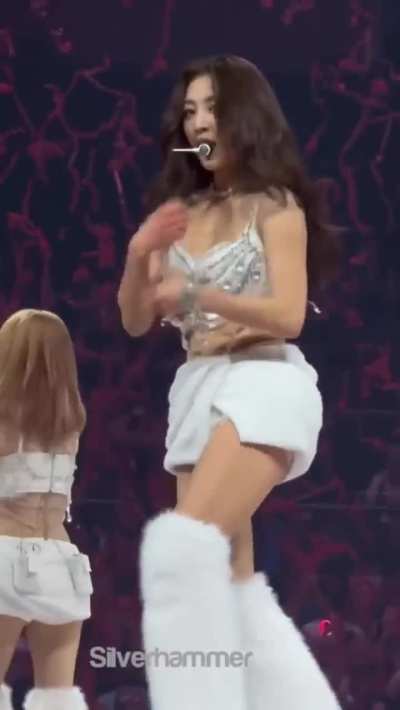 Jihyo 🔥