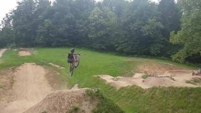 Finaly got around to clearing the ''Moonsender'' at Bikepark Ljubljana