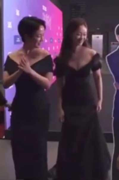 SBS Entertainment Awards 2021 - MongDol Sisters