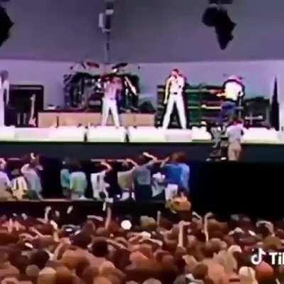 Pick me up I'm scared shidless.