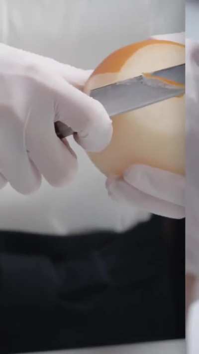 Peeling & cutting a Nashi Pear