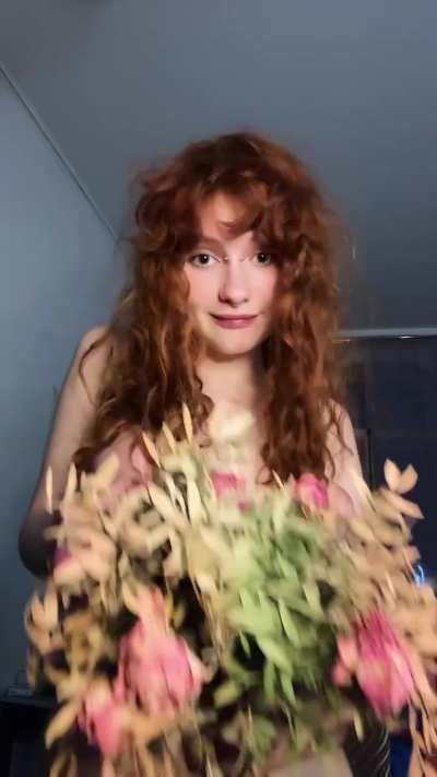 I just love to dance naked