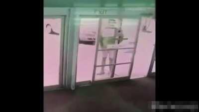 No se que titulo poner ._.