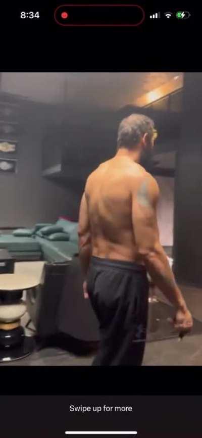 Why is he pacing like a keemstar twitter rant? Why doesn’t his tattoo go all the way to the nip? Why was he released?