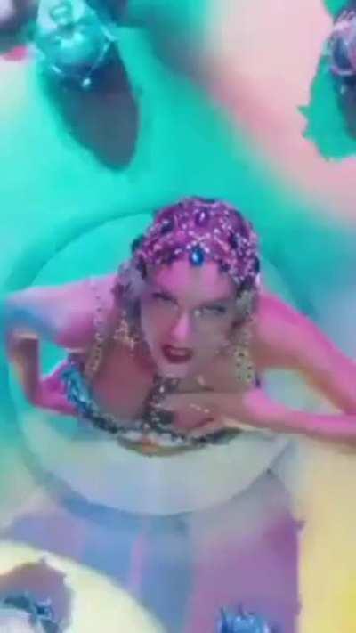 Taylor Flawless swift