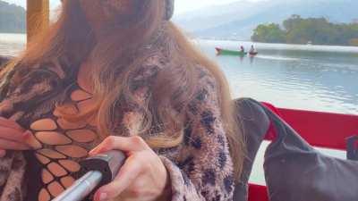 I found this little boat thingy... (F)