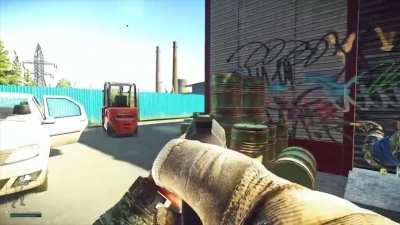 How it feels to chew 5gum in Tarkov