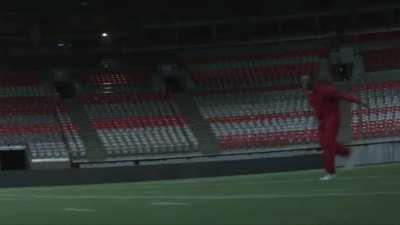 There's no cream here! (it loops wonderfully)