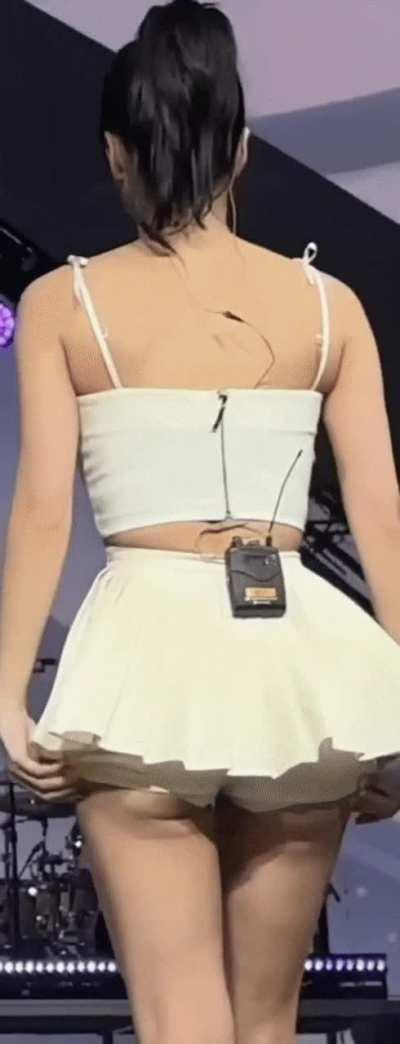 I want to breed this slut so bad. You just know she's showing off her goods because she wants the fans to got hard and will come find her backstage and gangbang her. Both her tight holes need to be stuffed with cocks. Her mouth also needs big cock in it a