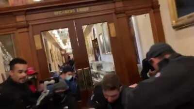 Full video of woman getting shot in the Capitol and people refusing to move out of the way of help