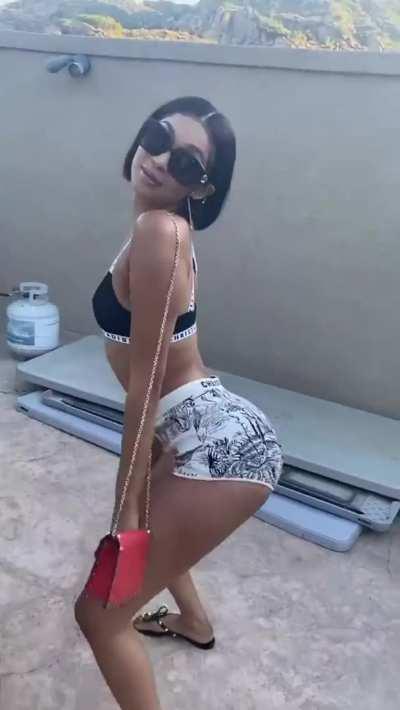 Edwina Acting Out 💯