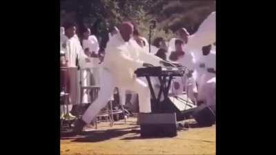 LET THE REVEL BEGINNNNNNS